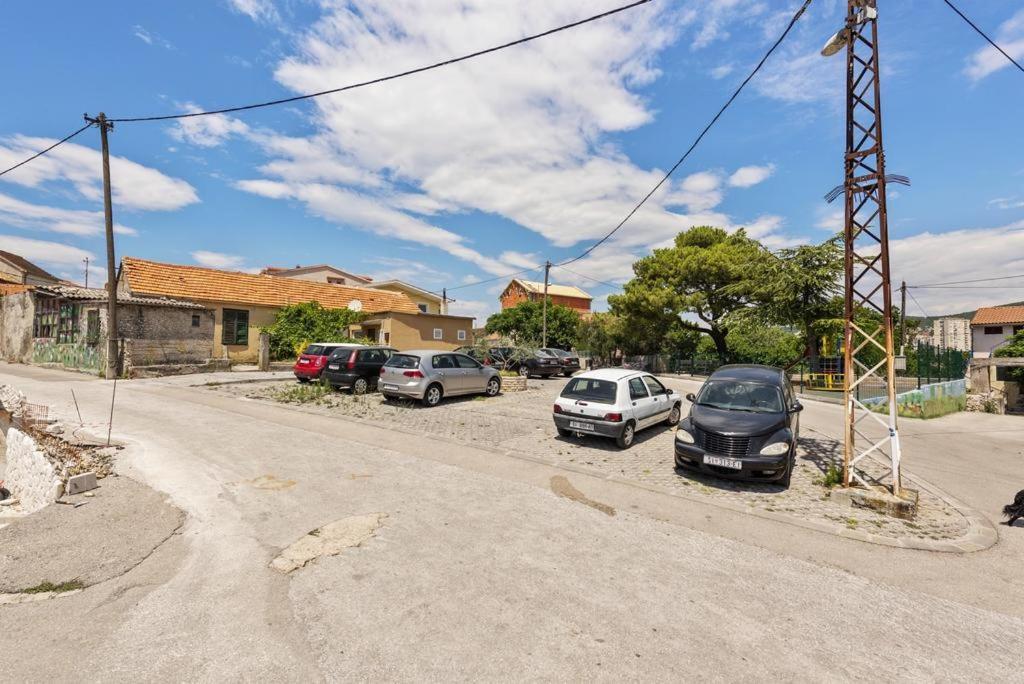 Apartments Tara, Sibenik - Mandalina Exterior foto