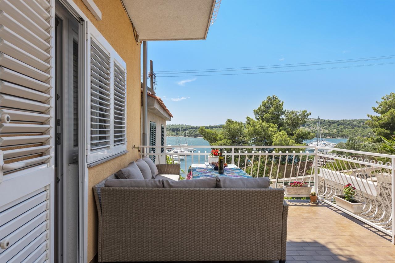 Apartments Tara, Sibenik - Mandalina Exterior foto